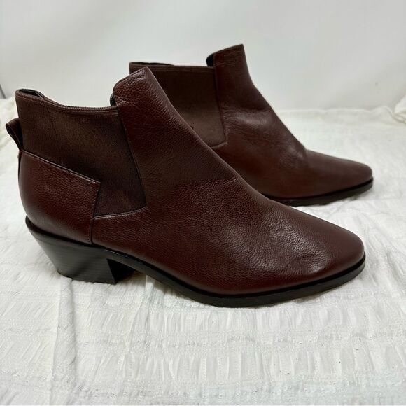 NWOT Cole Haan Gia Booties- Size 9.5 - Picture 4 of 13